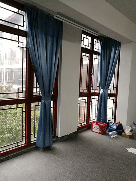 西安窗帘：5个搭配小妙招让你的家宽敞又明亮.gif